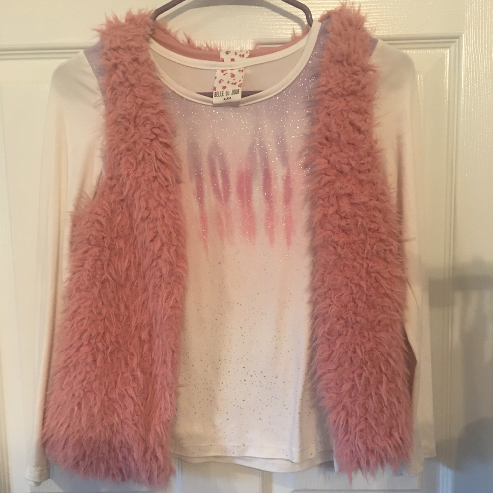 Long Sleeve shirt w matching fuzzy faux fur vest